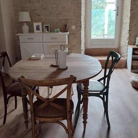 Appartement Avec Jardin Et Acces Mer Grandcamp-Maisy Dış mekan fotoğraf