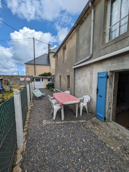 Appartement Avec Jardin Et Acces Mer Grandcamp-Maisy Dış mekan fotoğraf