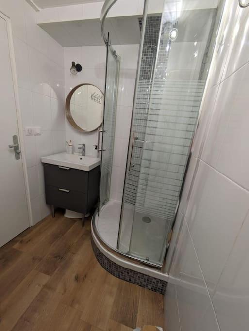 Appartement Avec Jardin Et Acces Mer Grandcamp-Maisy Dış mekan fotoğraf