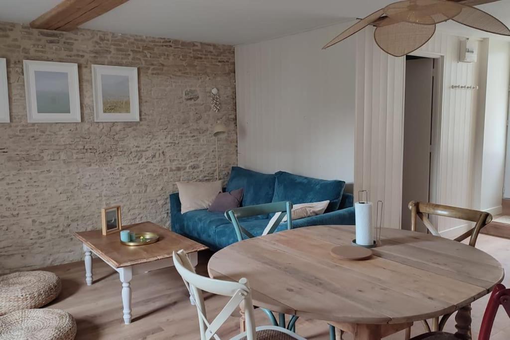 Appartement Avec Jardin Et Acces Mer Grandcamp-Maisy Dış mekan fotoğraf